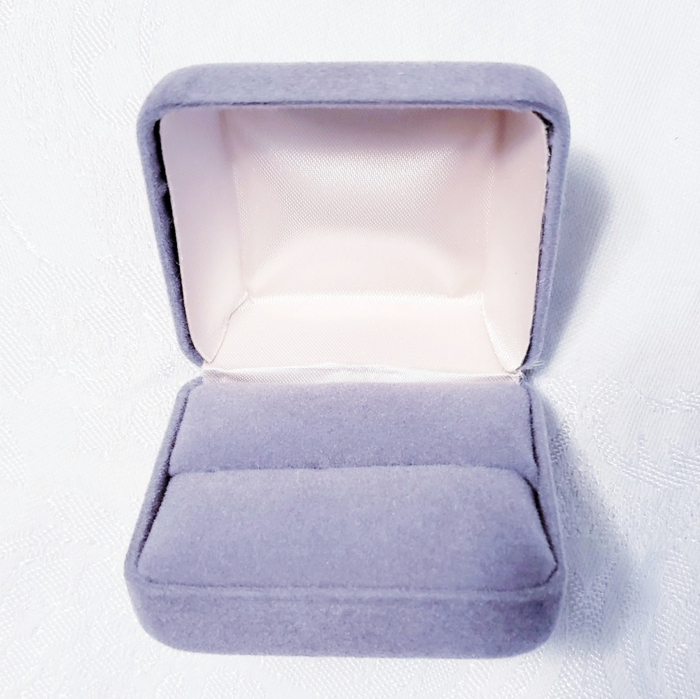 Quality Velvet Ring Box